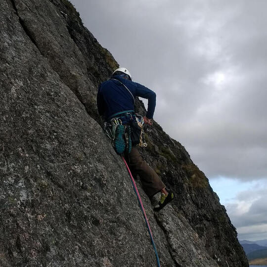 Ardverikie Wall, Binnein Shuas